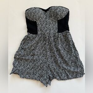Black & White Strapless Romper with Pockets